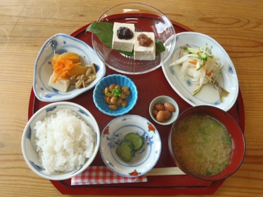 道の駅 三朝 楽市楽座 鳥取県の直売所 里の物語